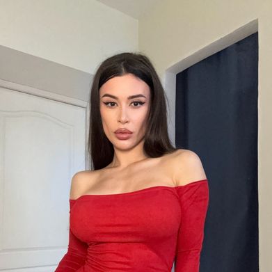 MiaBonita (miabonitahere) Profile Photo Added 2025-02-03