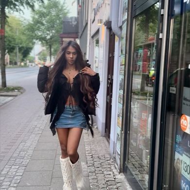 Alehia (alehia24cm) Profile Photo Added 2025-05-17