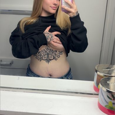 Nicole (xoxohotmama01) OnlyFans Profile Image