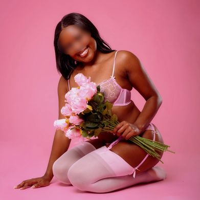 Serena Wells (serenawellsxo) Profile Photo Added 2025-03-19