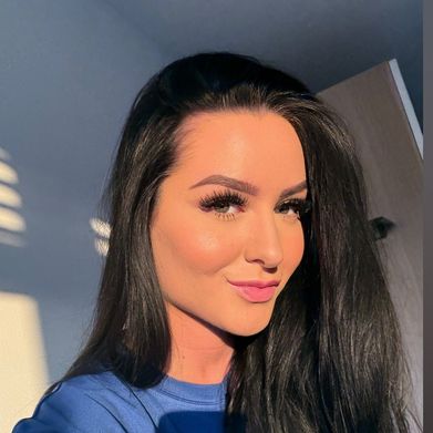 Alice Allen (aliceallenvip) Profile Photo Added 2025-05-17