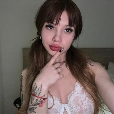 Luly Celiett (celiettt) Profile Photo Added 2025-05-29