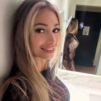 Victoria 💕 (victoria_amanda) Profile Photo Added 2025-07-18