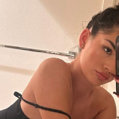 Avry Jenner 💘 (avryjenner) Header Photo Added 2025-12-05