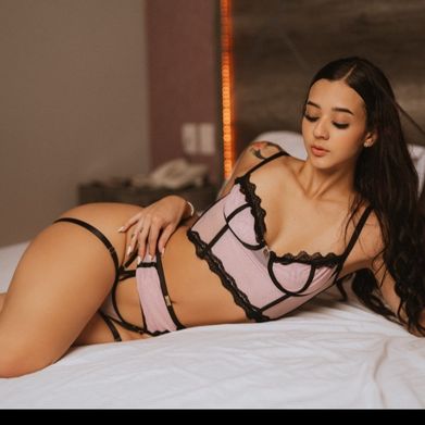 Mari♡ (pure_mari77) Header Photo Added 2024-06-02