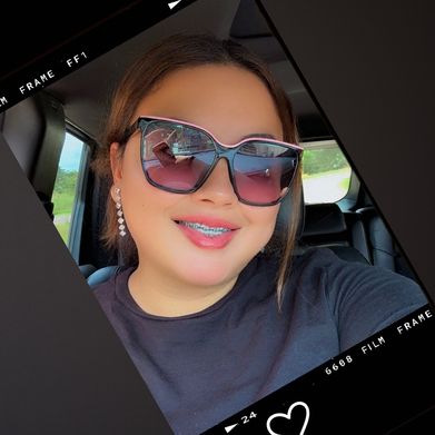 Pasión 🥰 (pas-ion) Header Photo Added 2025-08-30