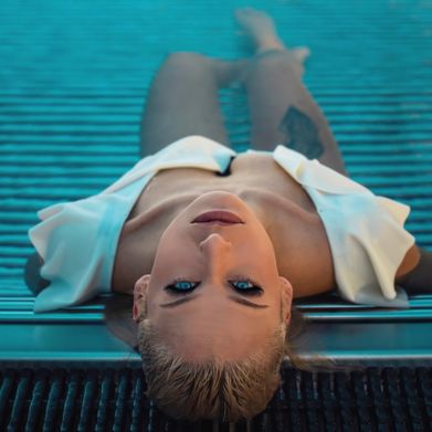 Funki (funken_momente) Header Photo Added 2025-05-01