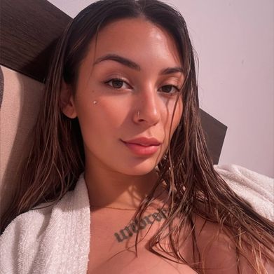 ⋆˚࿔ 𝓔𝓶𝓲 🎀 (emiliaxraia) Profile Photo Added 2025-06-24