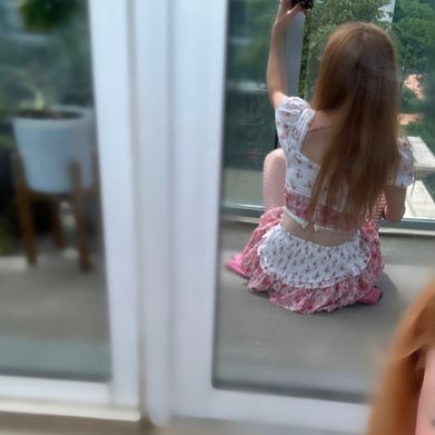 ♡ 𝓛𝓲𝓵𝔂 ♡ (lilybugg88) Header Photo Added 2025-06-21