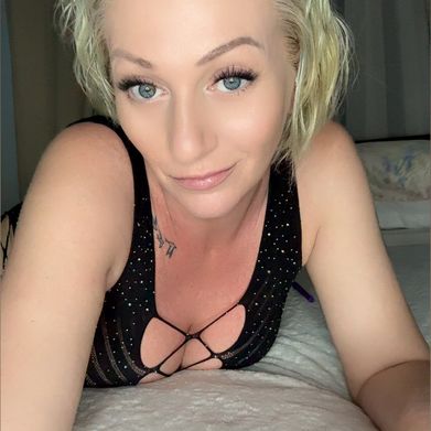 OnlyFans Model Alessa Bee (alessabeex) Profile Image