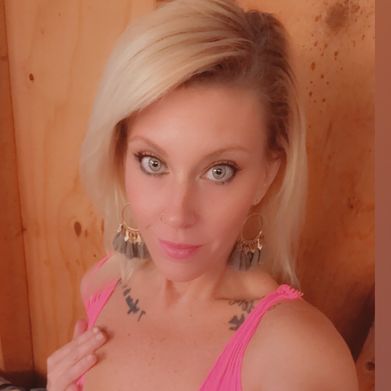 Brittni Leigh ♌️🍑 (britleigh0888) Profile Photo Added 2025-06-16