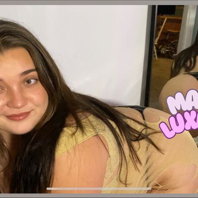 MaryLuxLuv Added Photo on 2025-10-03