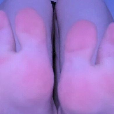 𝐀𝐁𝐑𝐈𝐋𝐎𝐔𝐑 (abrilour) Header Photo Added 2025-11-19