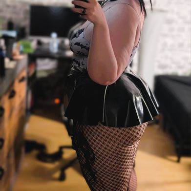 𓋹🌸Victoria Blackwood🌸𓋹 Added Photo on 2025-06-10