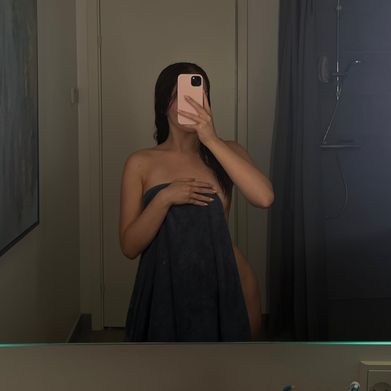 Mia🩷 (miapeachzz) Profile Photo Added 2024-11-13