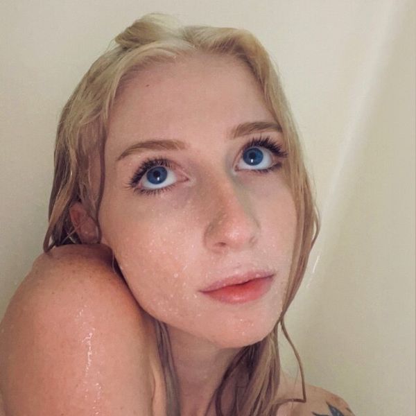 Co (coconutmagenta) OnlyFans profile photo