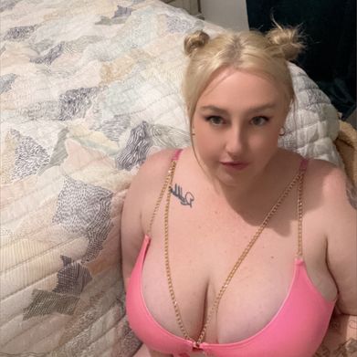 Kaylani Kayden Added Photo on 2024-08-27