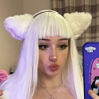 Phiia 🦇 (phiiahunni) Profile Photo Added 2024-12-03