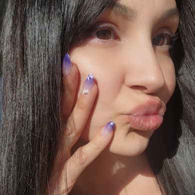 Phoenix (phenixpluma) Profile Photo Added 2025-06-11