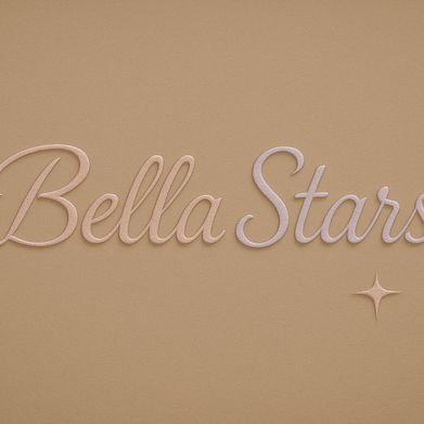 Bella (bellastars) Header Photo Added 2025-07-15