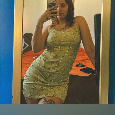 Élise 🌙 (elise.fvl) Profile Photo Added 2025-09-17