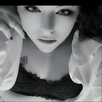 Sweetansassy (sweetansassy) Header Photo Added 2025-11-25