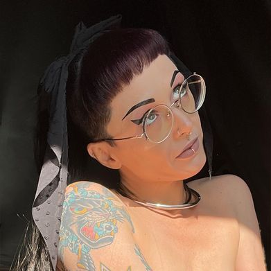 A Fiend Made Flesh 🖤 (cryptidgirlfiend) Profile Photo Added 2025-06-21