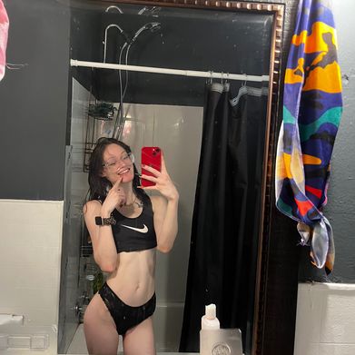 THROAT QUEEN🌸 (marieeanneexx) Profile Photo Added 2025-05-24