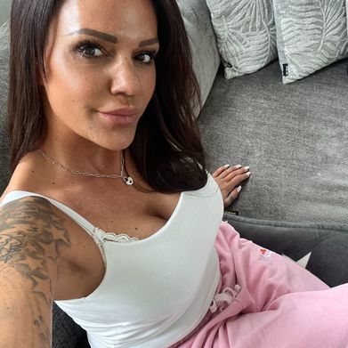 MiaTalia (miaxtaliha) Header Photo Added 2025-06-07