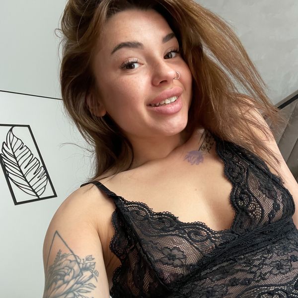 Dari (luxedari) OnlyFans profile photo