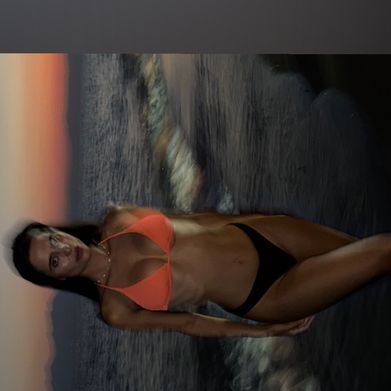 Malou Bay (malou03) Header Photo Added 2024-10-30