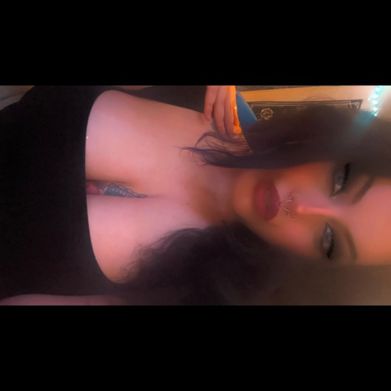 𝔰𝔲𝔠𝔠𝔲𝔟𝔲𝔰𝔤𝔥𝔬𝔰𝔱𝔪𝔬𝔪𝔪𝔶 ♡ Added Photo on 2024-08-27