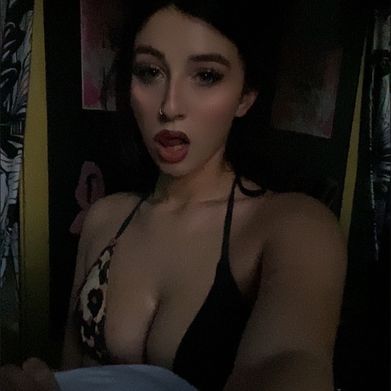 Kya Bratz 🖤 (lilmrsperfect) Profile Photo Added 2025-04-17