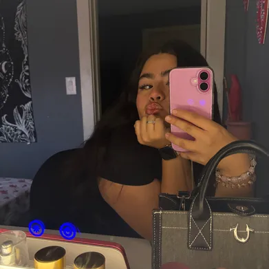 Yamile Profile Photo