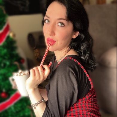 Luna Mae 🖤 (lunabitesback) OnlyFans profile photo