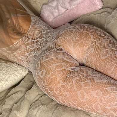 Lilee 🌸 (lilsxclusive) Header Photo Added 2025-07-23