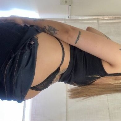 Juli's Inner World VIP 💋🐦‍🔥 (julitaylorvip) Header Photo Added 2025-12-20