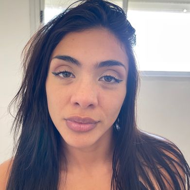 Aria 🍓 your sweet escape (ariabianchii) Header Photo Added 2025-02-11