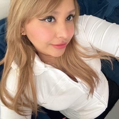 Everly Baker🍒 (everlyxenia) OnlyFans Profile Image