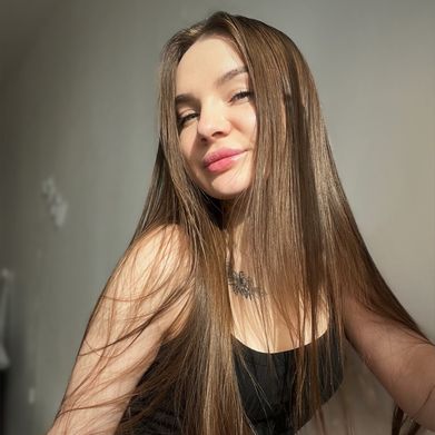 Emilia 🌸 (sweety_lia) Profile Photo Added 2025-04-22