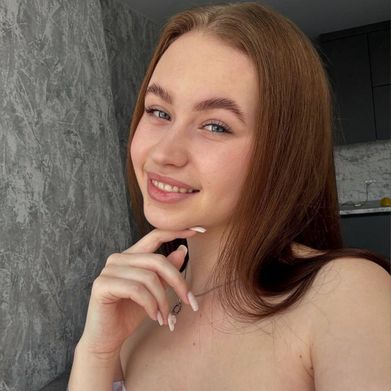 Bella (bellastars) Profile Photo Added 2025-09-30