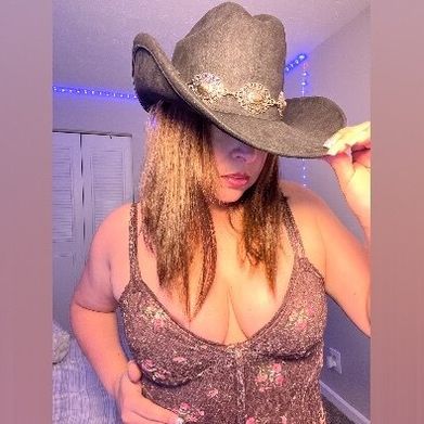 MysticYu (themysticyu) Header Photo Added 2025-12-01