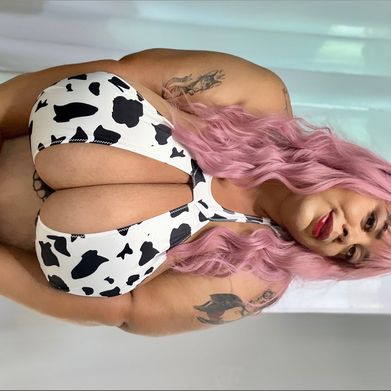 Angel🦋 Added Photo on 2025-03-13