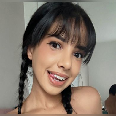 Amira | Arab girl 💖 (arabamira) Profile Photo Added 2024-10-08