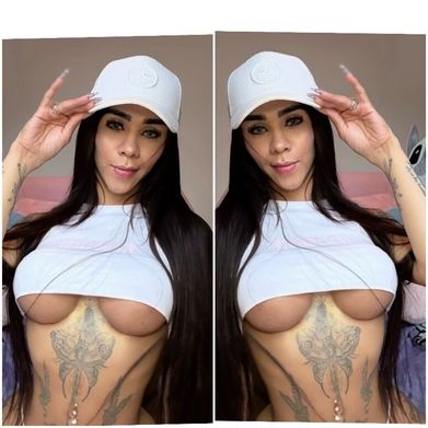 Caroliina_69_ (nahoony) Header Photo Added 2025-10-24