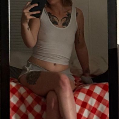 Gabby (blondebaddie57) Profile Photo Added 2025-10-30