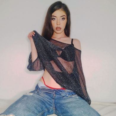 Marika (marikof18) Profile Photo Added 2024-10-08