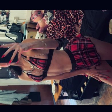 Trxppybabes Added Photo on 2025-08-16