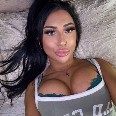 Polleen🍬🎀 (polleen.vip) Profile Photo Added 2025-08-27