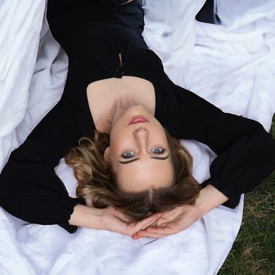 Charlotte Lily (imcharlottelily) Header Photo Added 2024-08-21